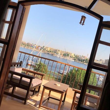 شقة Luxor Plaza House المظهر الخارجي الصورة